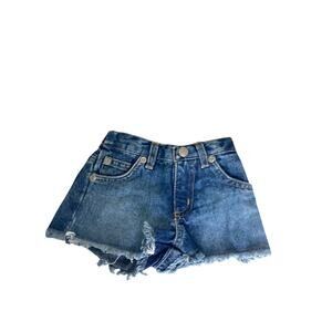 Old Navy Outlet Babby Jeans Shorts 3-6 mos.